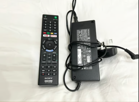 CAN DELIVER, SONY 43” 4K ULTRA HD HDR SMART TV,FULL WORKING ORDER